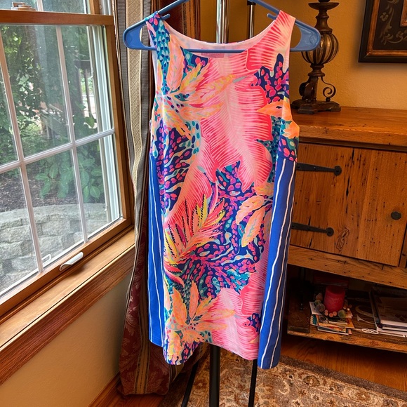 Lilly Pulitzer Dresses & Skirts - Lily Pulitzer - Jackie Silk Shift Dress size s small floral lined